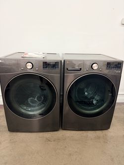 LQ ThinQ gas washer And Dryer