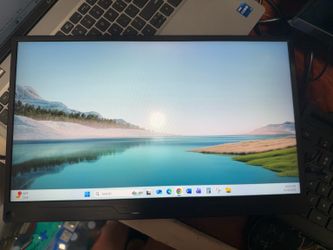 15.6” Portable Monitor – Excellent Condition –