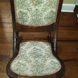 Lovely, Antique/Vintage/Victorian petite wood folding rocking chair