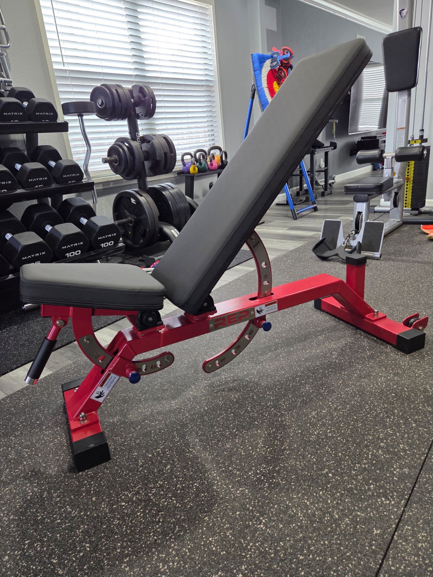REP AB5100 Adjustable Weight Bench READ BELOW.
