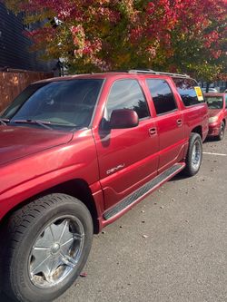 2002 GMC Yukon XL Denali