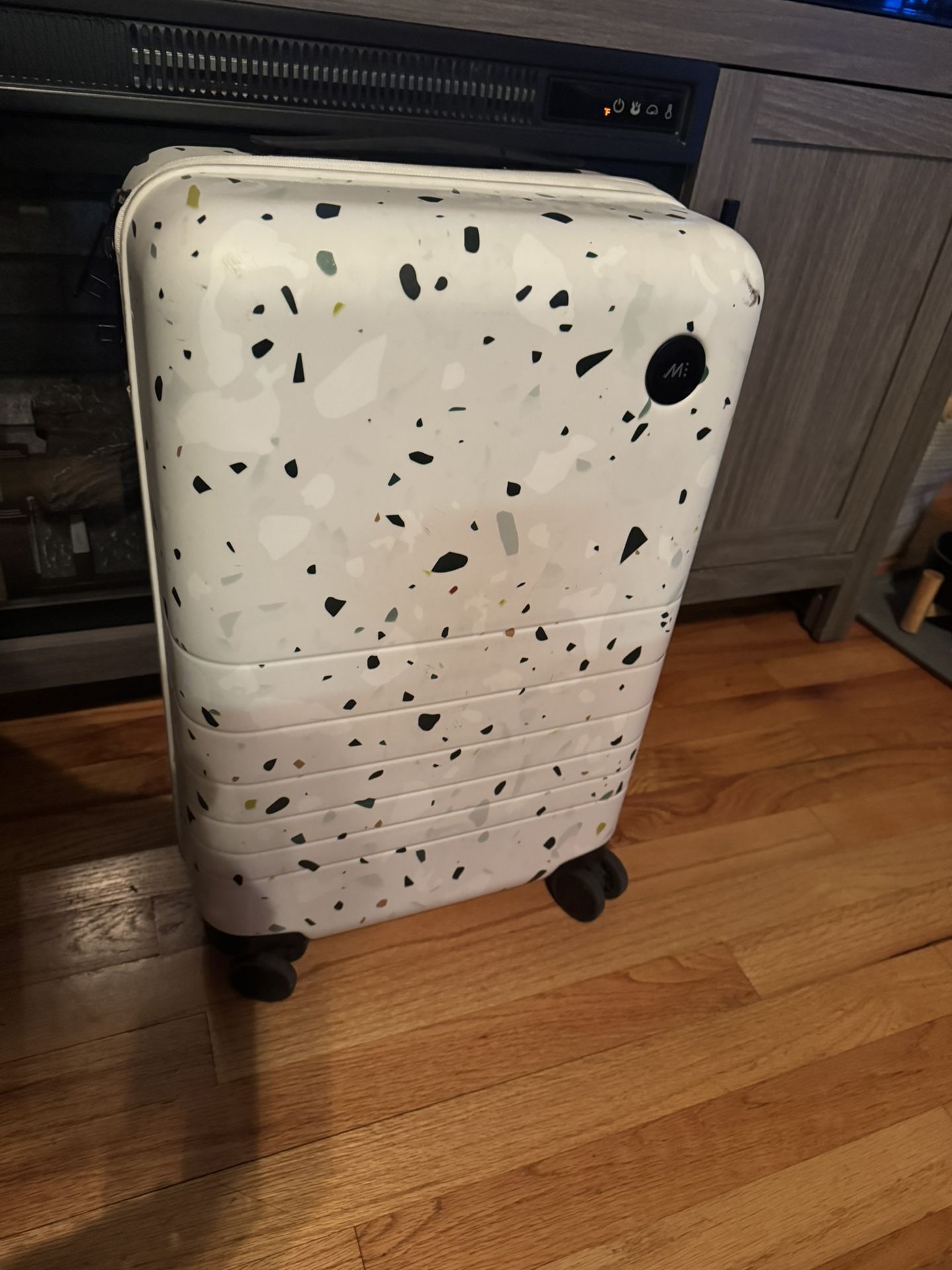Monos Carry On Luggage
