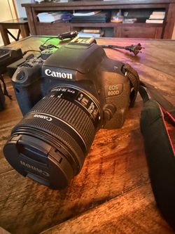 Canon EOS 800D Rebel T7i