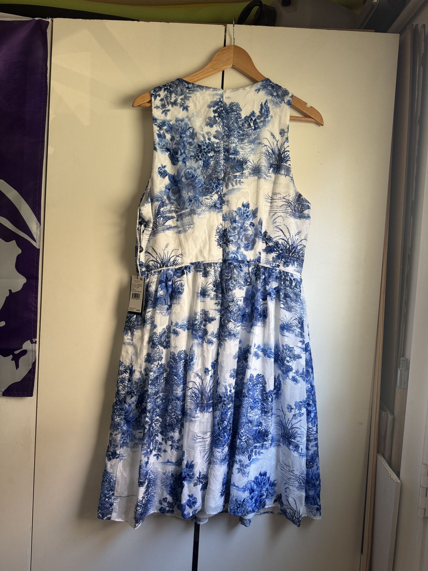 US Size 14 dress BEAUTIFUL $30!! (retail$139)