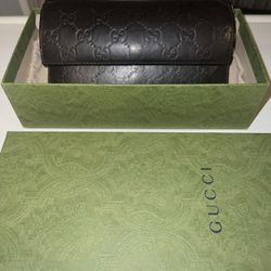 Used Unisex Leather Gucci Wallet 