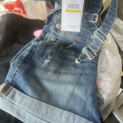 Overol Calvin Klein Talla 8/10 NUEVO