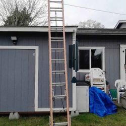 23 Foot Ladder