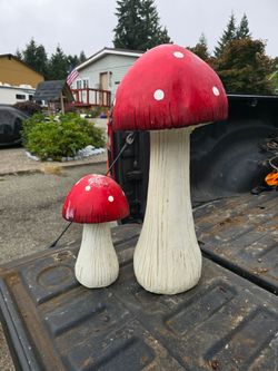Small And Large Hollow Mushroom Garden Decor