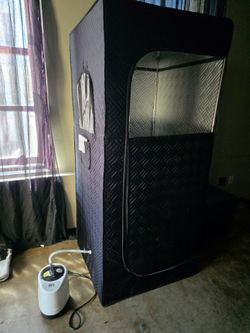 SAUNA BRAND NEW NEVER BEEN USED REMOTE STILL IN PLASTIC LOOK INSIDE NEVER BEEN USED