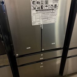 New Samsung - Bespoke 23 cu. ft. Counter Depth 4-Door French Door Refrigerator 