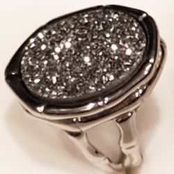 Silver Oval Drusy Quartz Ring Stainless Steel. Size 7.