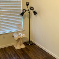 Standing Lamp 