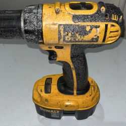 Dewalt Power drill and charger 