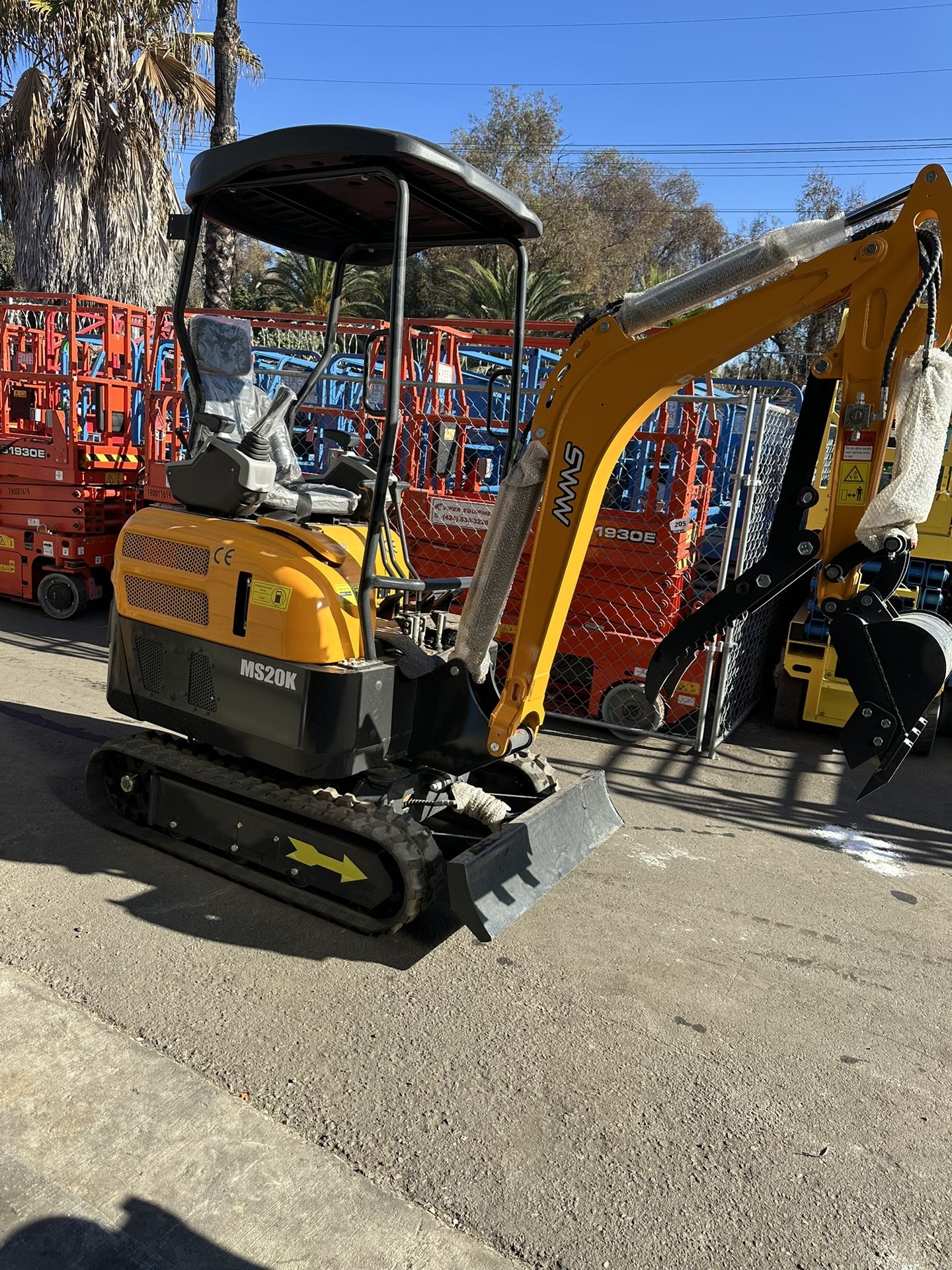 2024 Hydraulic Mini Excavator 20HP Diesel Engine