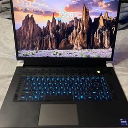 Alienware X17 (Excellent condition)
