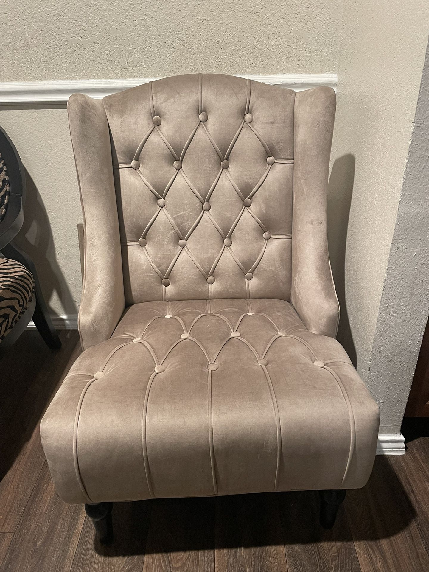 Wingback Tufted Chair - beige