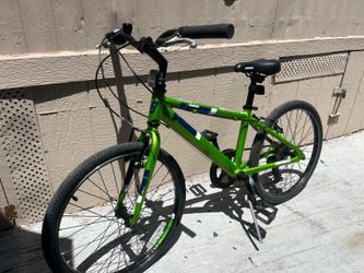 nice bike like new everything good tires size 20”