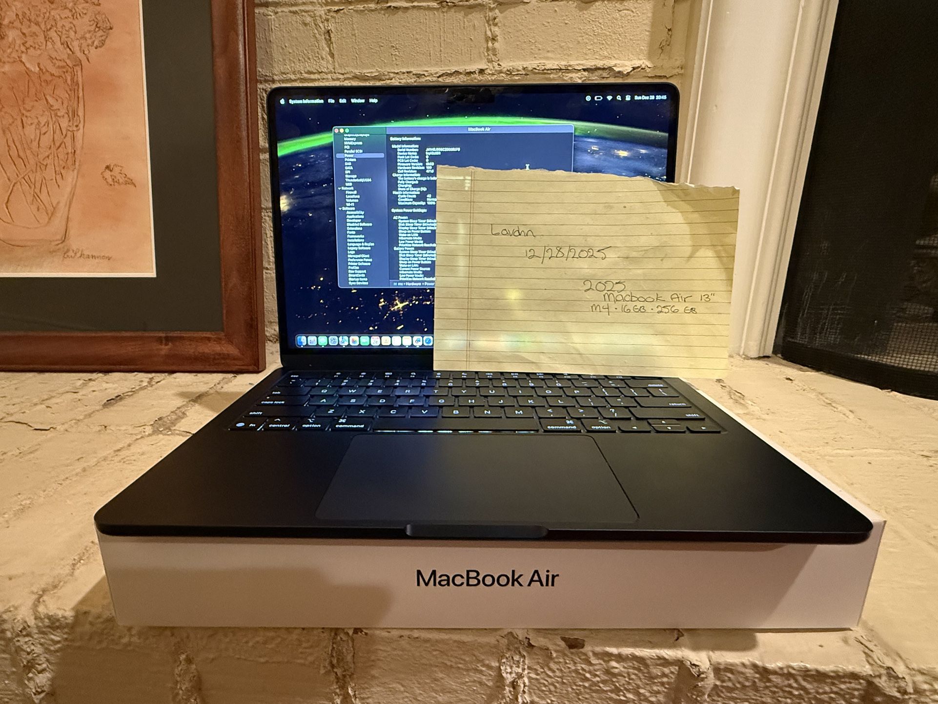 2025 MacBook Air 13" M4 16GB/256GB Sky Blue (Like New)