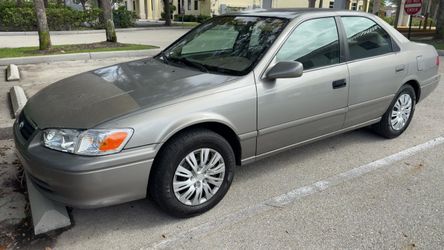 2000 Toyota Camry