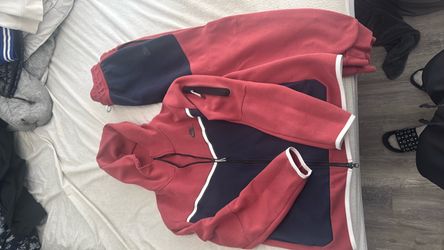 Nike tech