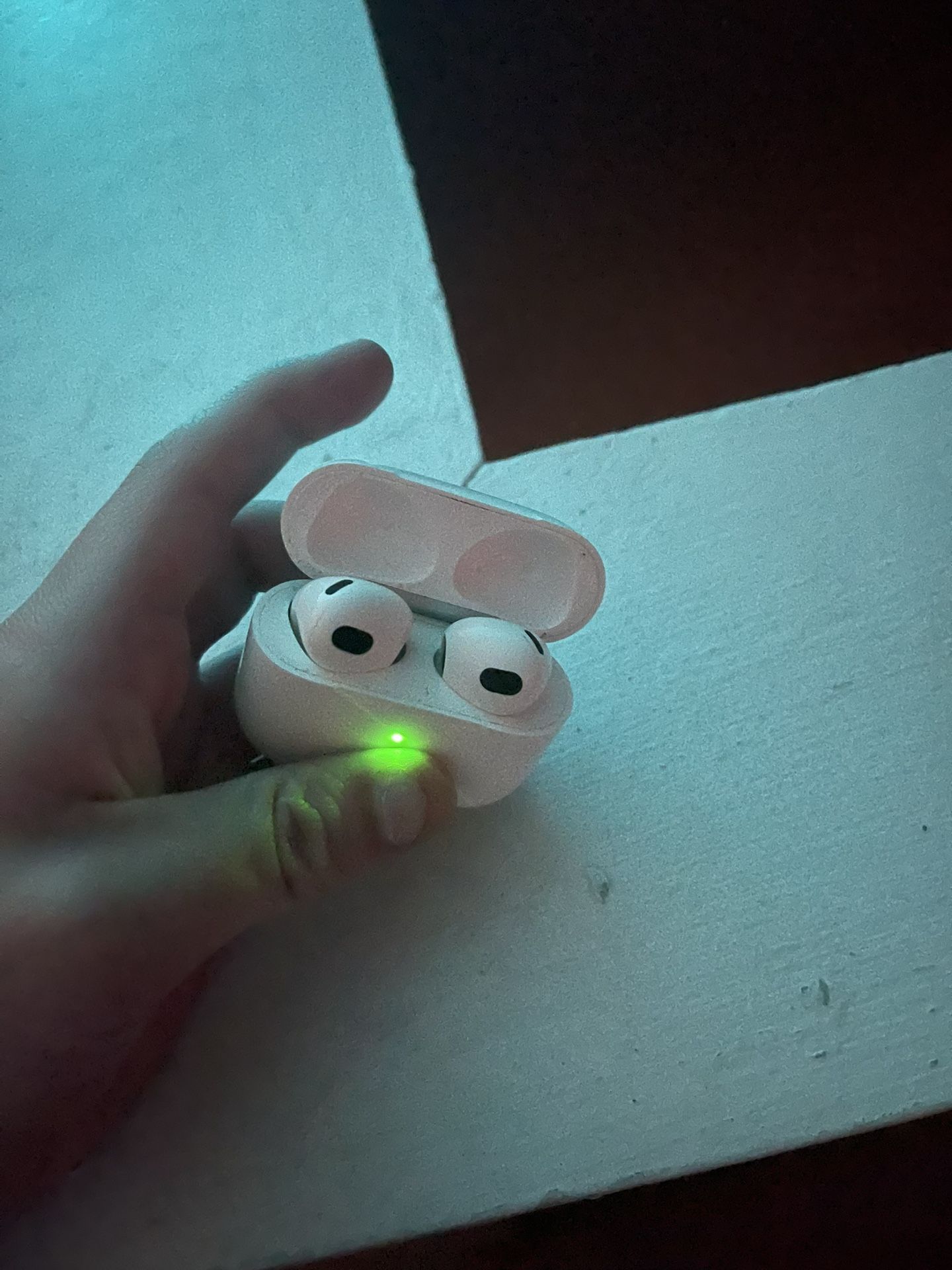 AirPods 4th Generation