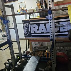 Squat Rack, Barbell, Flat Bench 