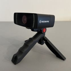 Elgato Facecam Pro - Ultra HD Webcam With A Handheld Rig