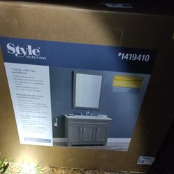 36" Vanity With Counter Top And Mirror