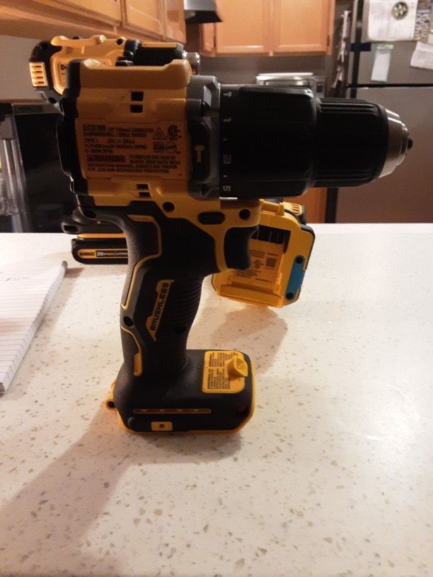 Dewalt Hammerdrill/drill Driver