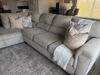 Sofa, couch, sectional