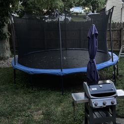 Trampoline 