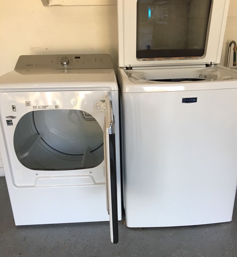 Maytag Large Capacity Washer MVWB955F (6.2 cu ft) and Large Capacity Dryer MEDB835DW(8.8 cu ft)