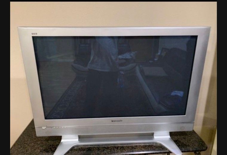 42" Flat Screen TV Panasonic Plasma TV