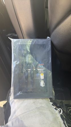 Tesla action figure box