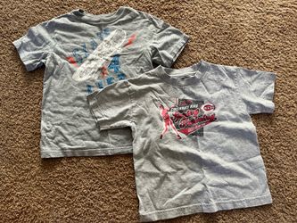 Boys Shirts / Boys Gray Shirts Size Small