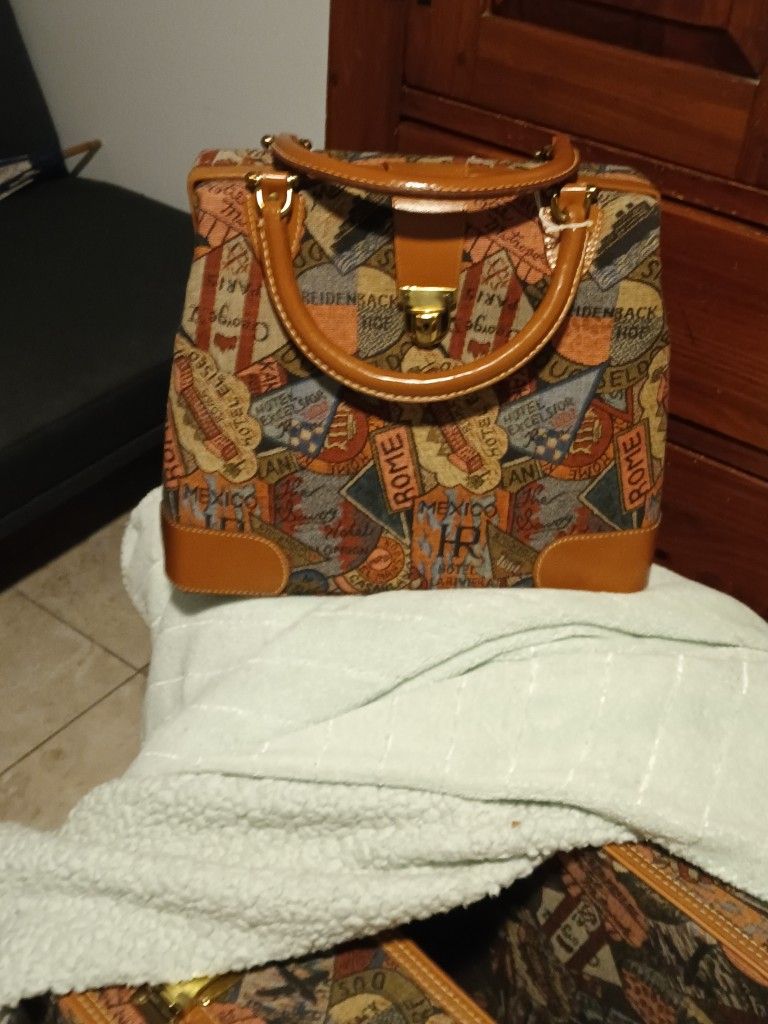 Skylite Vintage Suitcase Combo