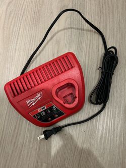 Milwaukee M12 Battery Charger