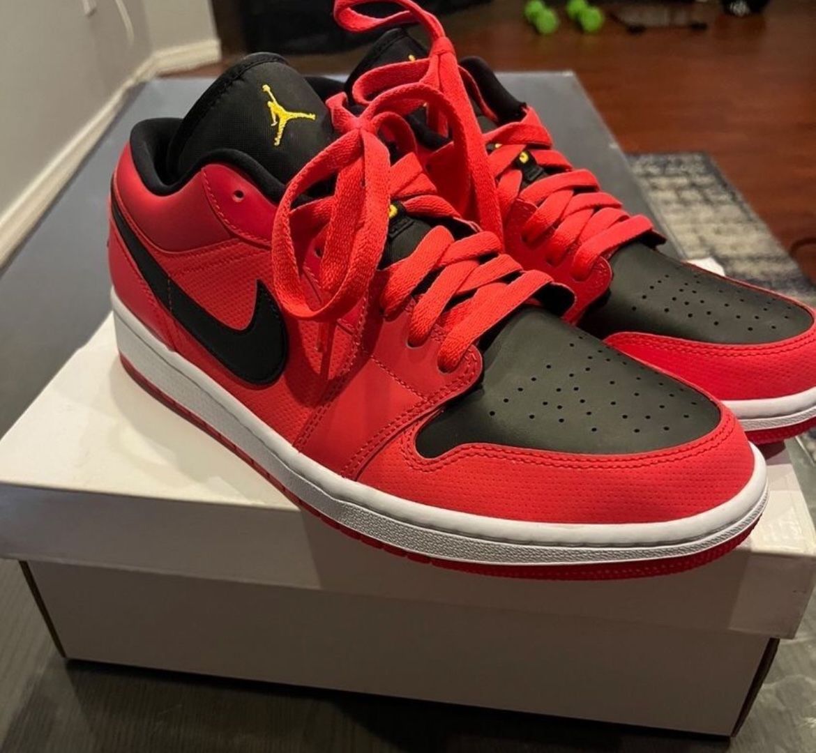 Jordan 1 Low