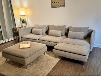 Beautiful IKEA SÖDERHAMN sectional with matching ottoman.