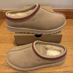 UGG Tasman Sand Size 9 