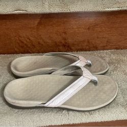 Vionic Sandals 