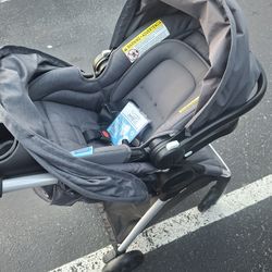 Brand new NEVER usesd GARCO SEAT/STROLLER GRAY-2IN1