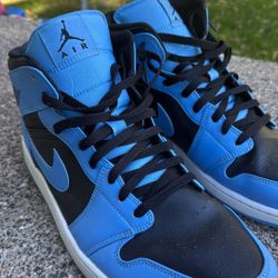Jordan 1 University blue black