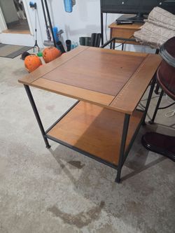 Set of 2 tables