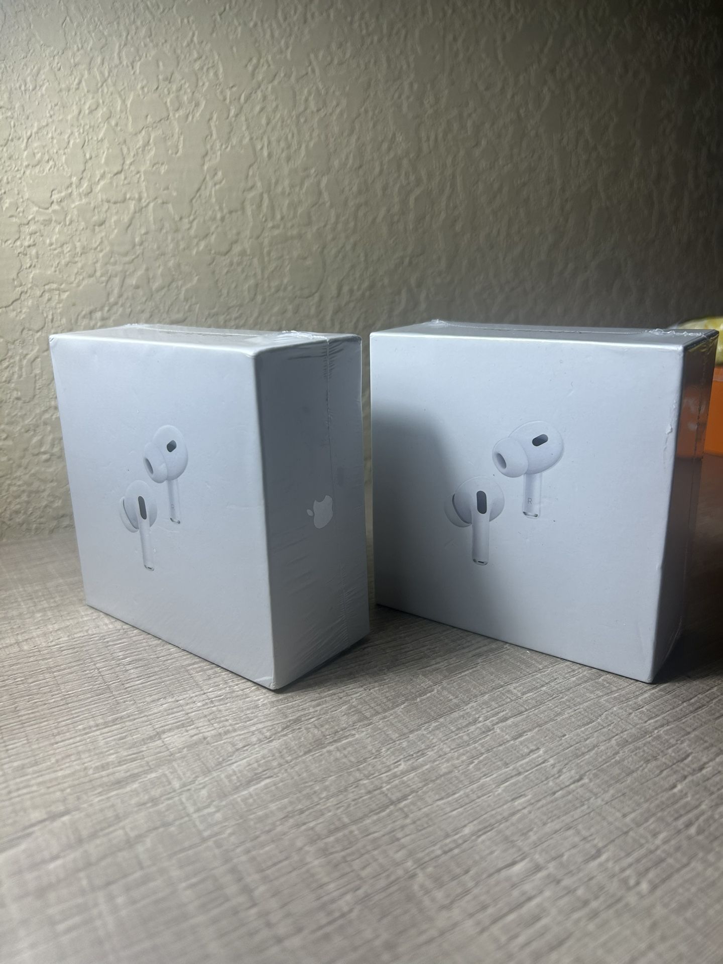 AirPods