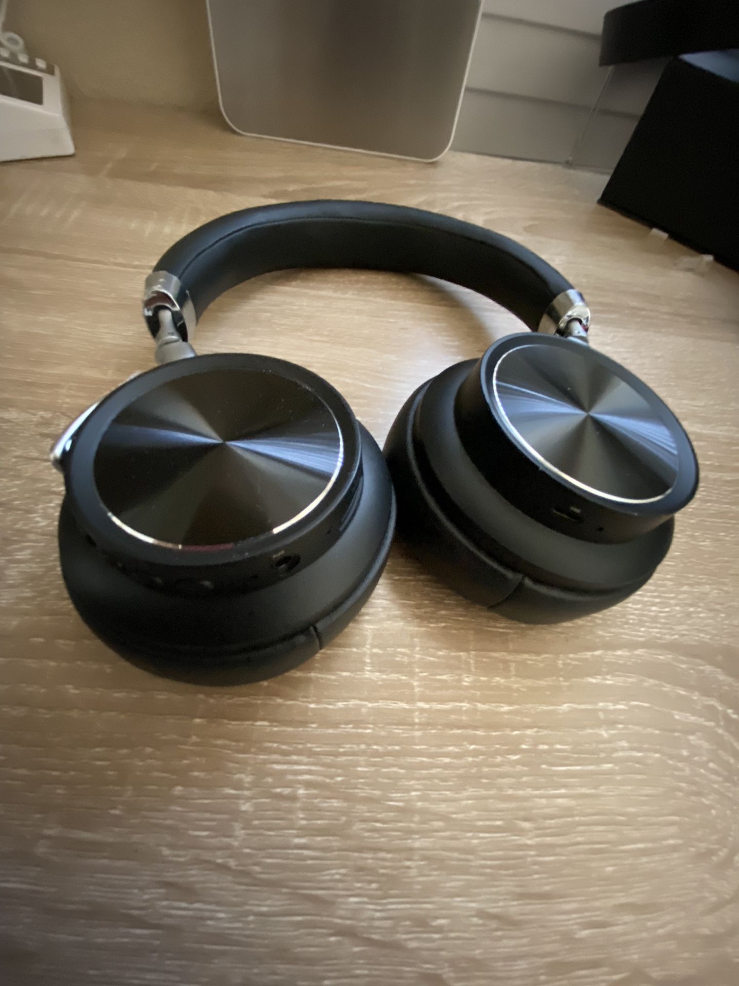 Bluetooth Wireless Headphones