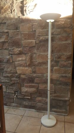 Floor lamp with dimmer switch