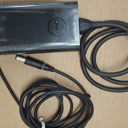 Dell Laptop Adapter  110v To 19.5v at 3.34Ah