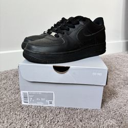 Nike Air Force 1 Black Big Kids 