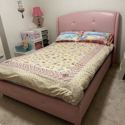 Girl’s Queen Bed